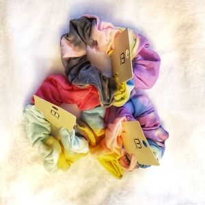 Tie-Dye Hair Scrunchies (6 in 1 pack)